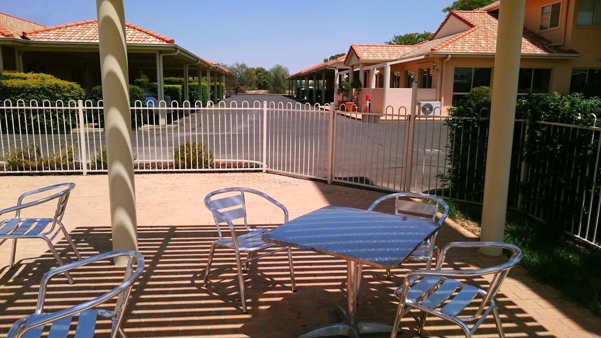 Country Roads Motor Inn Goondiwindi Eksteriør bilde